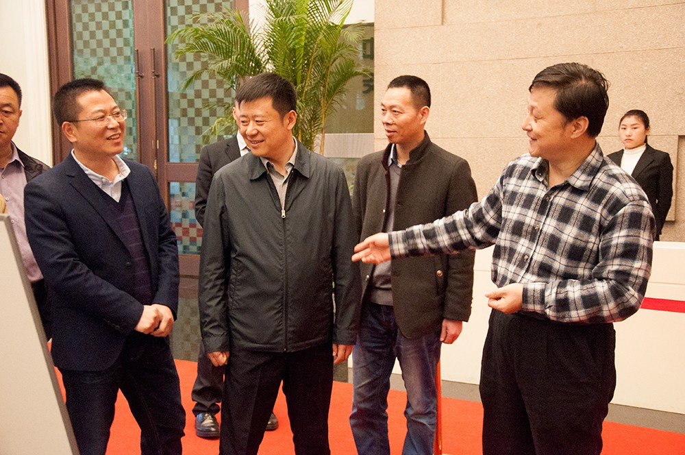 2088158eb4cf0df014.jpg 2088158eb4cf0df014.jpg