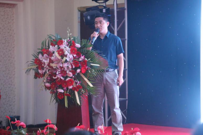 65297595ee740220a8.jpg 65297595ee740220a8.jpg