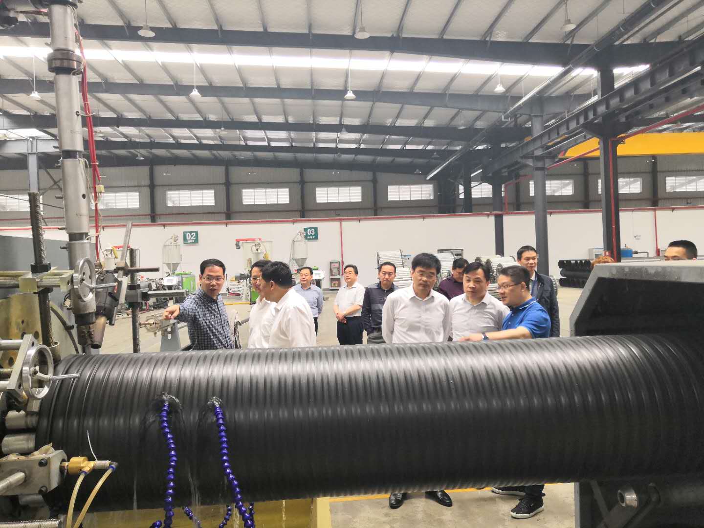 593255cde07011ef3f.jpg 593255cde07011ef3f.jpg