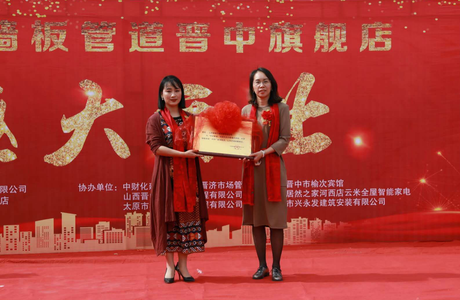 118205ce35be7c5359.jpg 118205ce35be7c5359.jpg