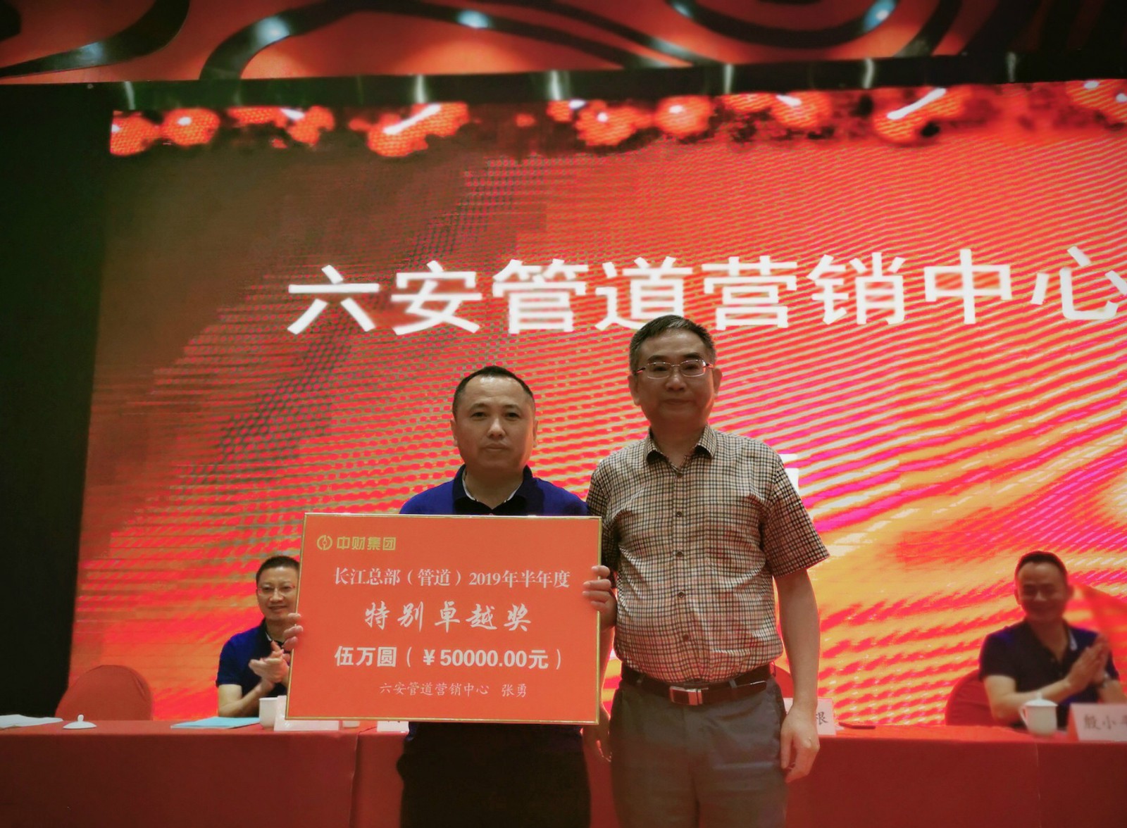 177505d1c1405560a0.jpg 177505d1c1405560a0.jpg