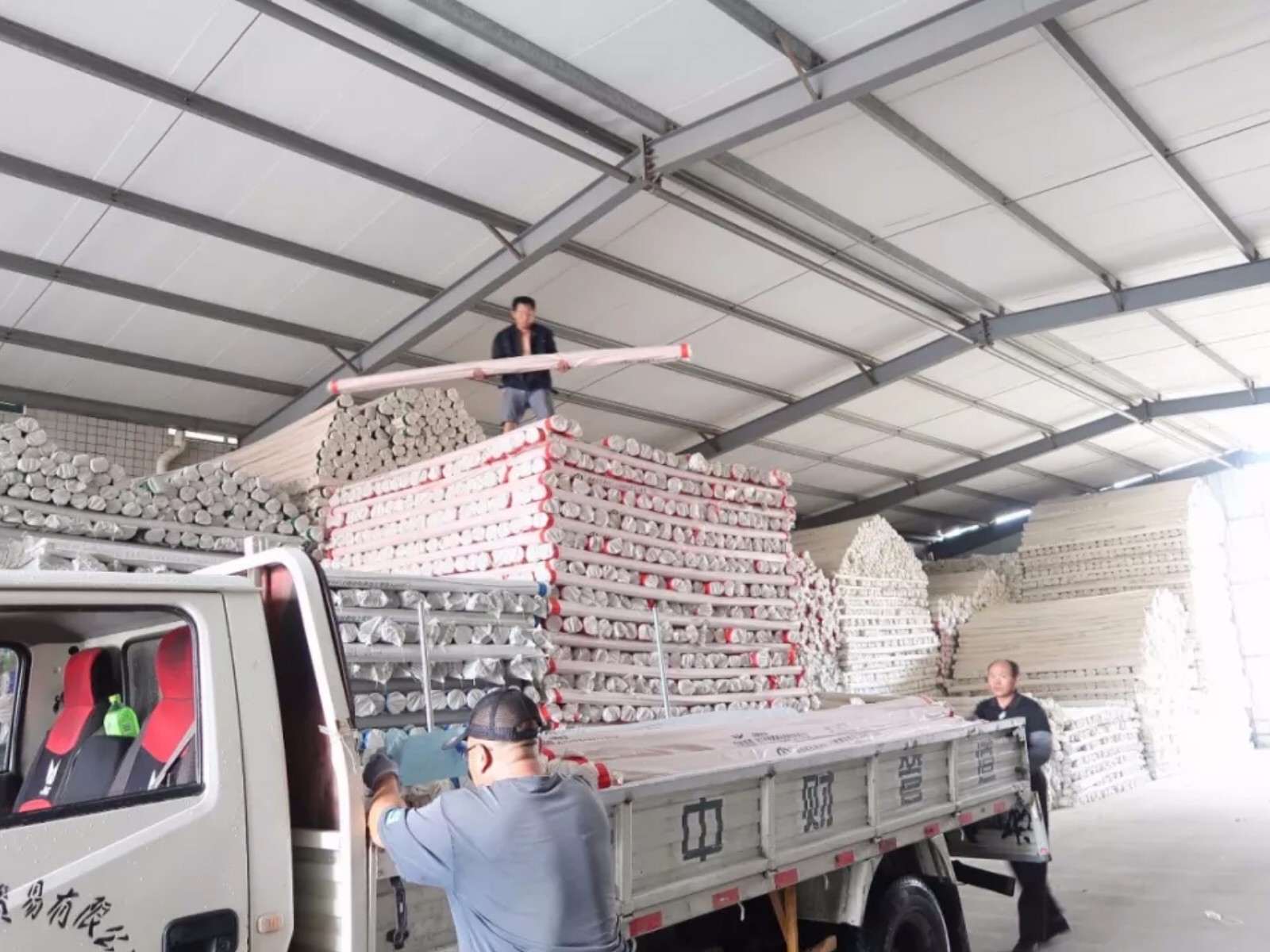 506155d4cd2215f988.jpg 506155d4cd2215f988.jpg