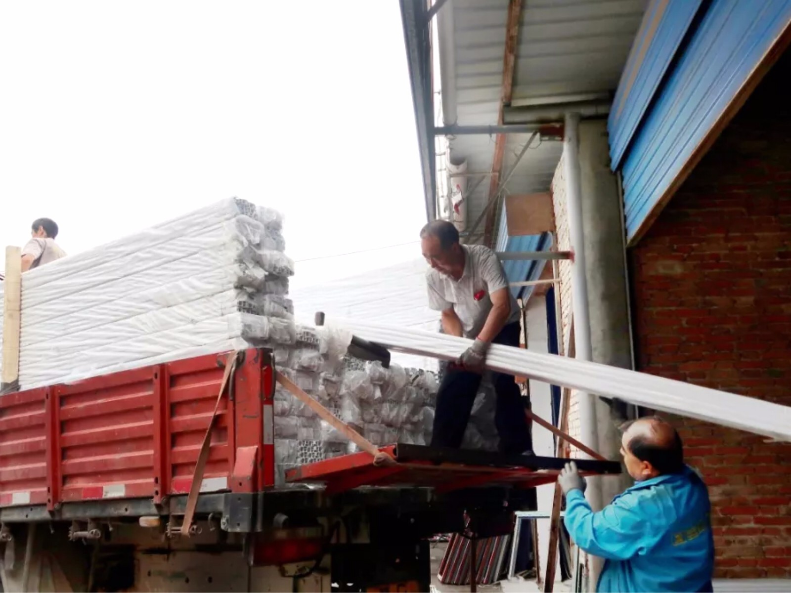 170685d52128d1a000.jpg 170685d52128d1a000.jpg