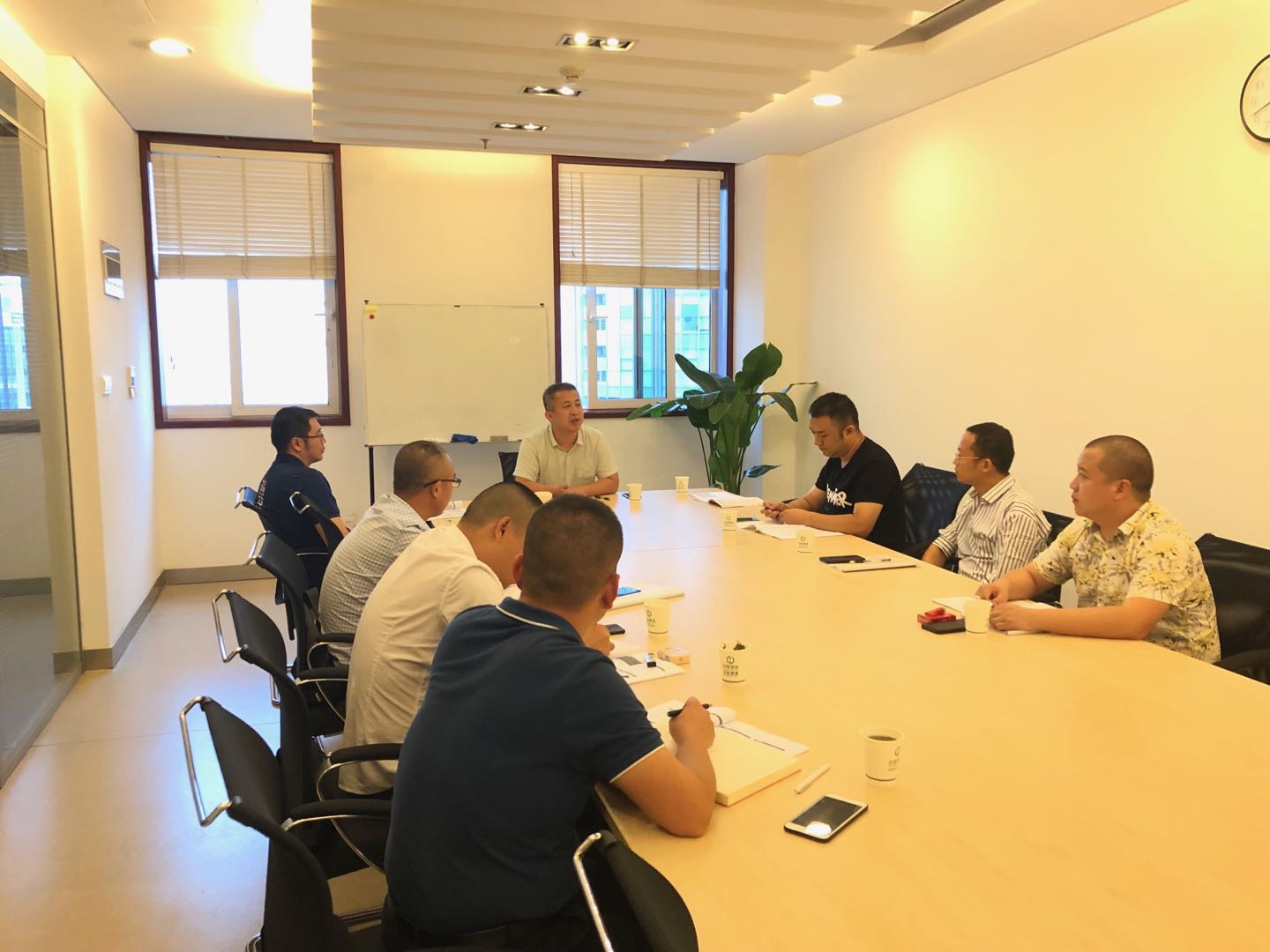 303815d68bf885c099.jpg 303815d68bf885c099.jpg