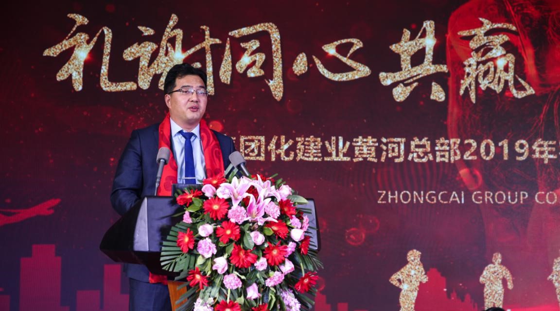 677125e1d6739b4a5d.jpg 677125e1d6739b4a5d.jpg