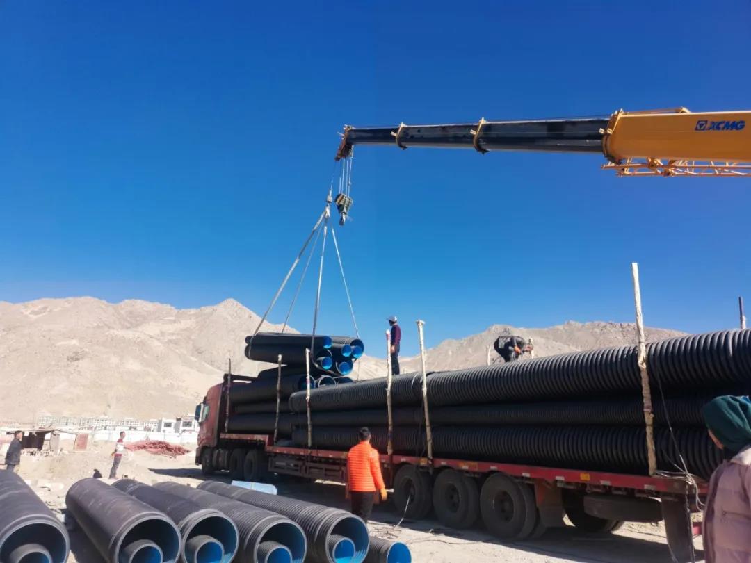 570876052a15e3f29f.jpg 570876052a15e3f29f.jpg