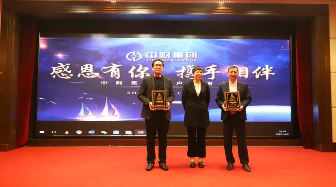 14992606e4d6a9ebc5.jpg 14992606e4d6a9ebc5.jpg