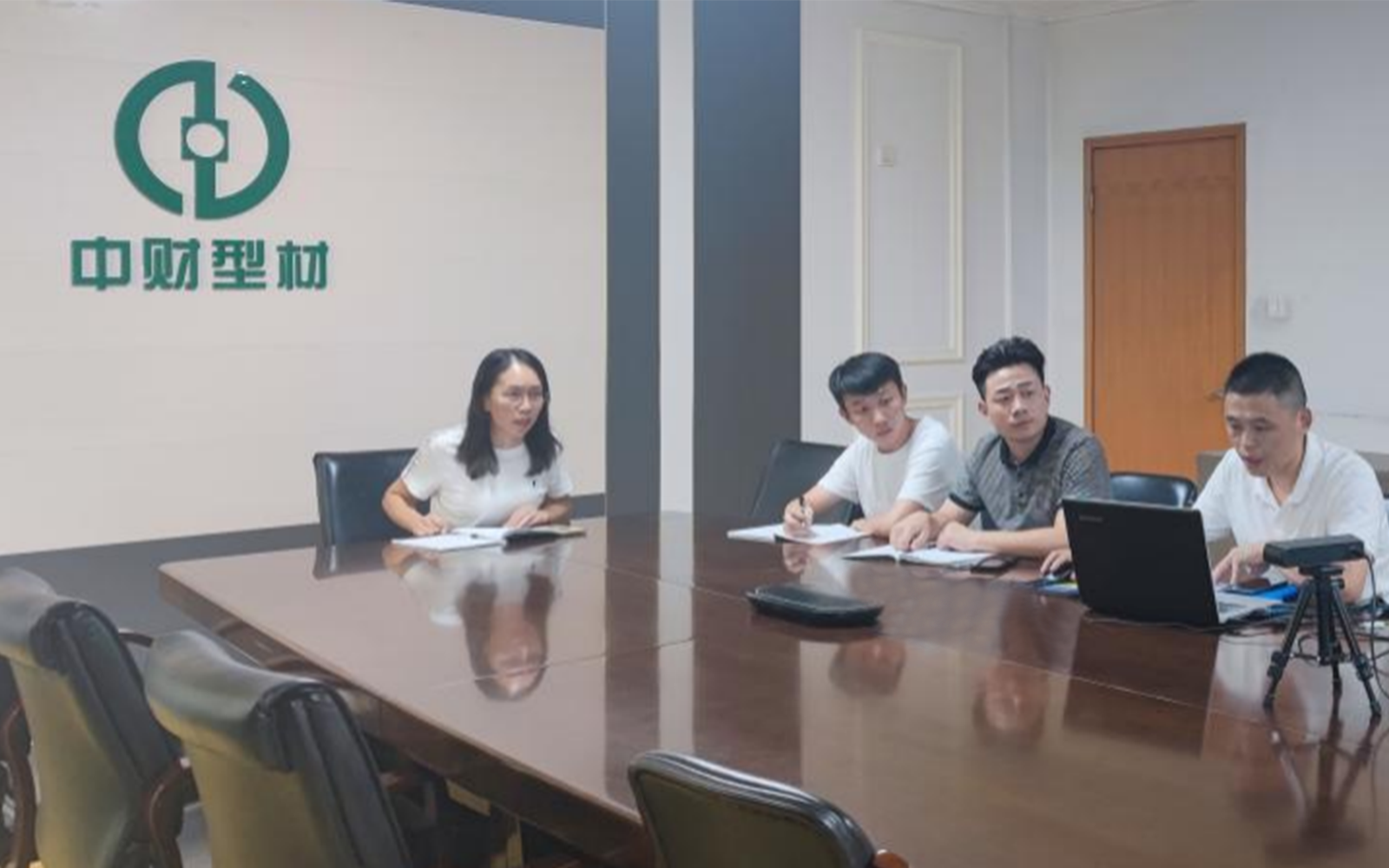 2018162ff37f4c03c6.png 2018162ff37f4c03c6.png