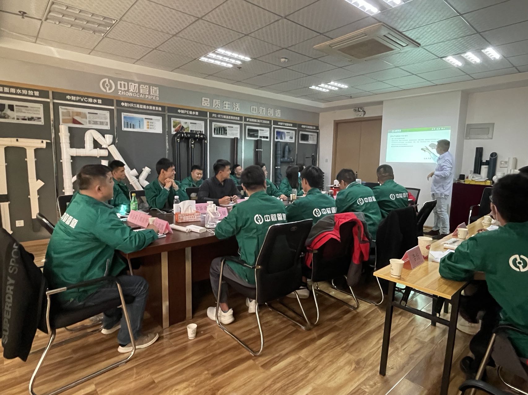 40641635a300ab84b3.jpg 40641635a300ab84b3.jpg