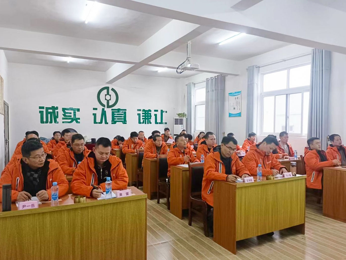 4347463e4b0e54041b.jpg 4347463e4b0e54041b.jpg