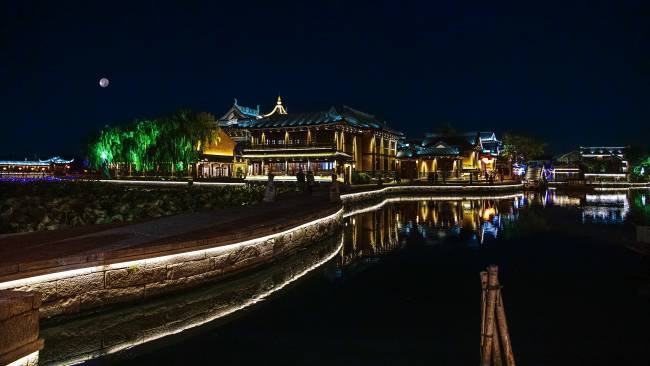 1225264633b825b10e.jpg 1225264633b825b10e.jpg