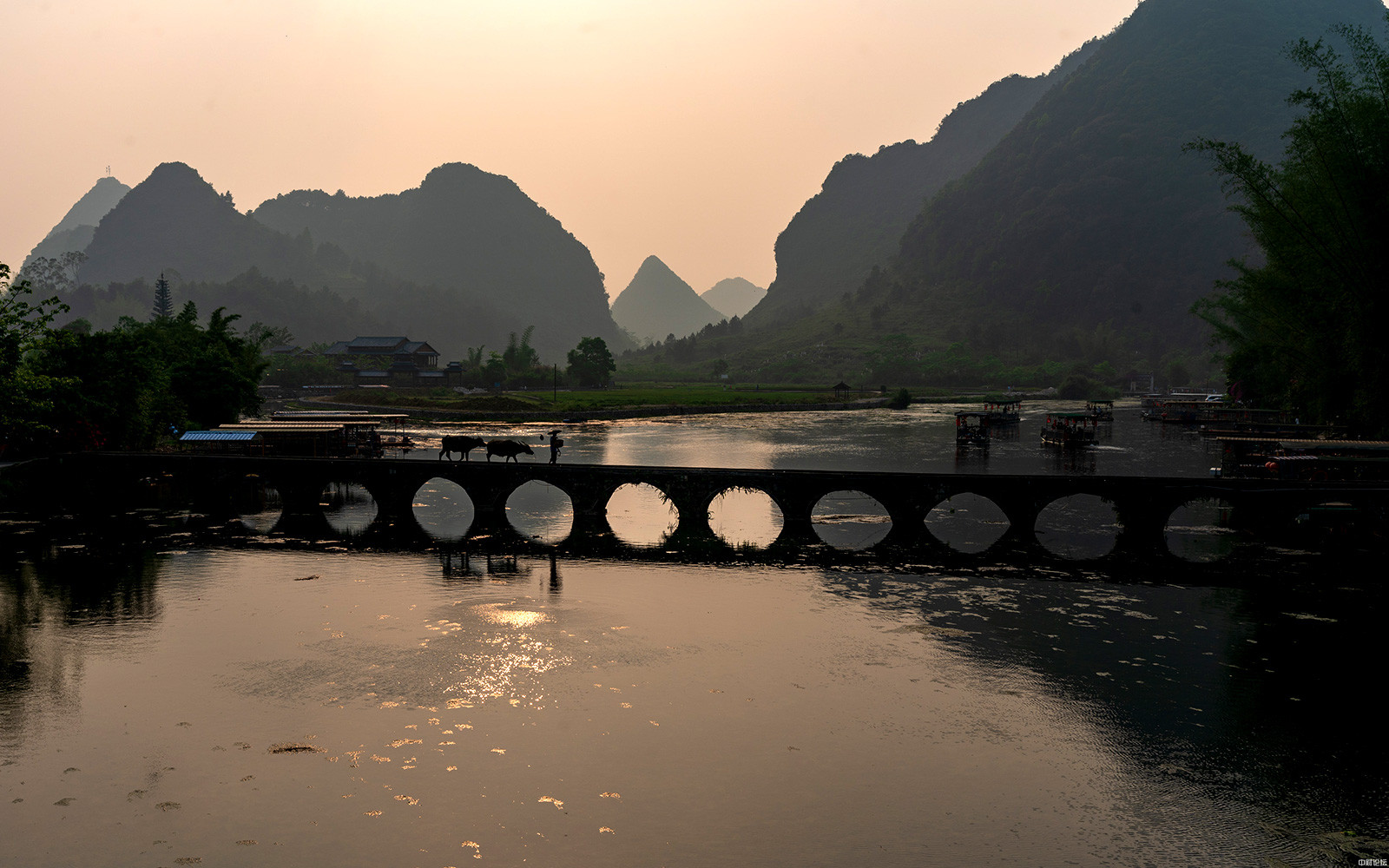 22401646b2bcfaf1fd.jpg 22401646b2bcfaf1fd.jpg