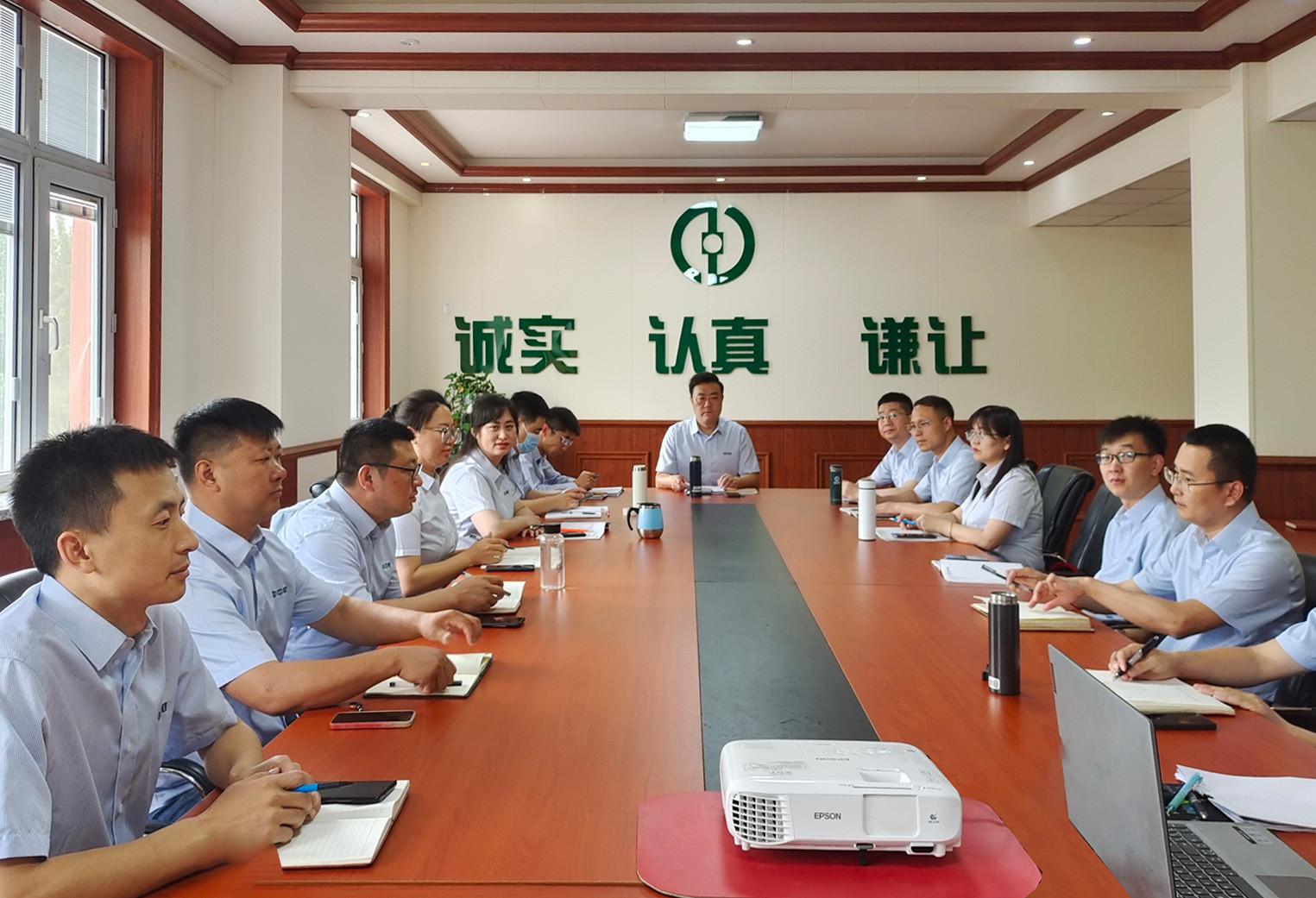 3121064880128db847.jpg 3121064880128db847.jpg