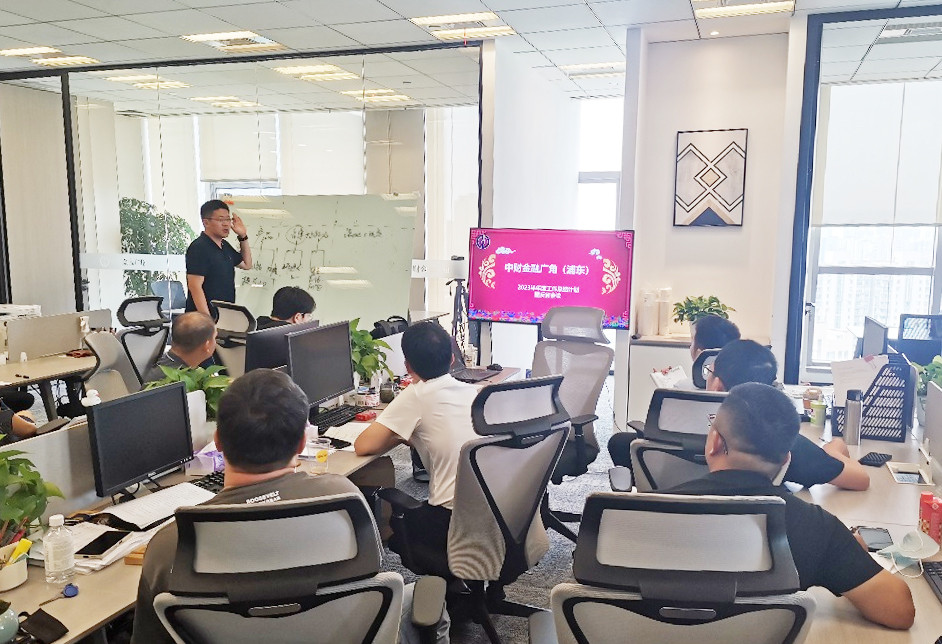 5242364b8e6963a07d.jpg 5242364b8e6963a07d.jpg