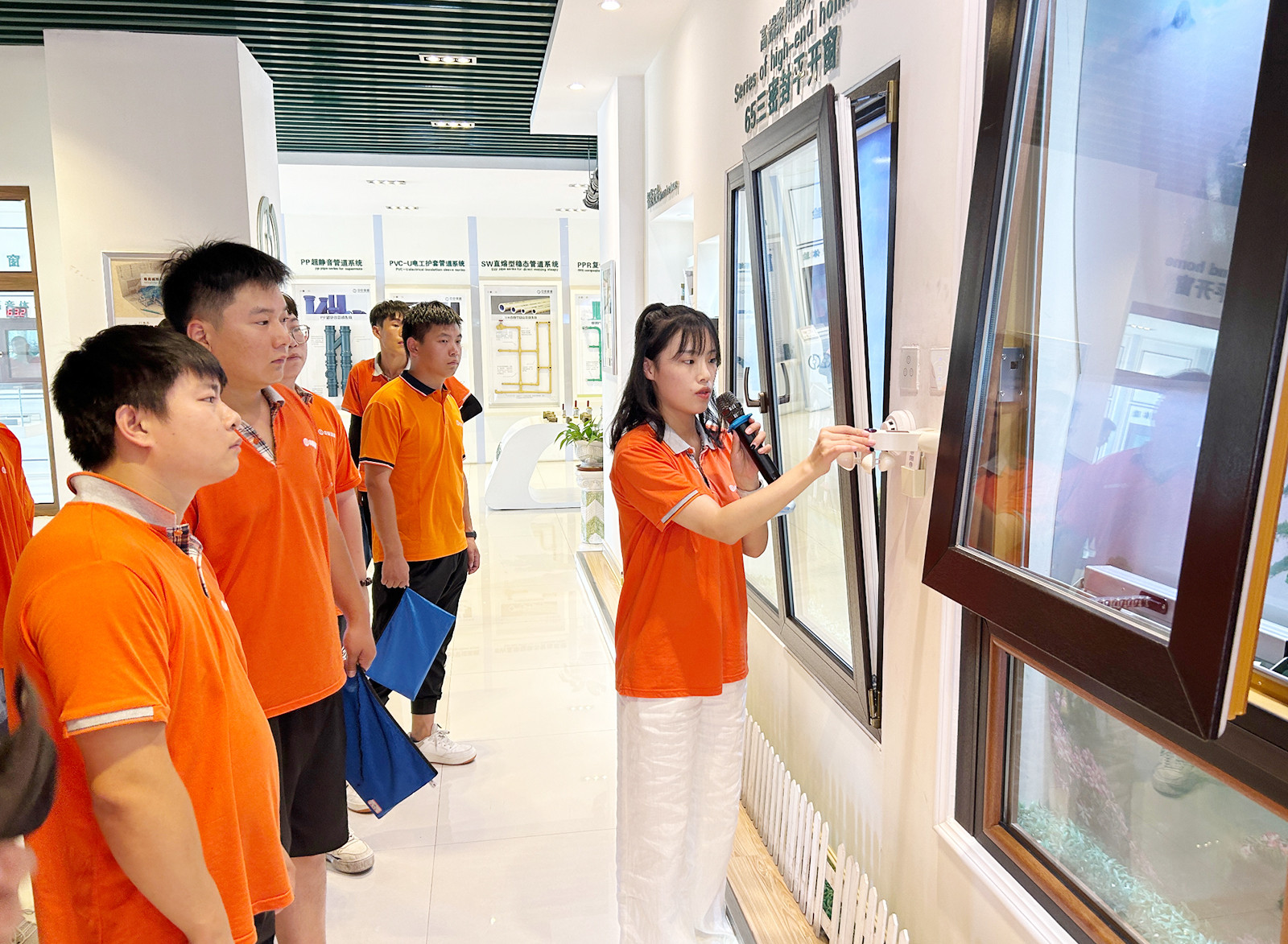 6604764c071a9411ae.jpg 6604764c071a9411ae.jpg