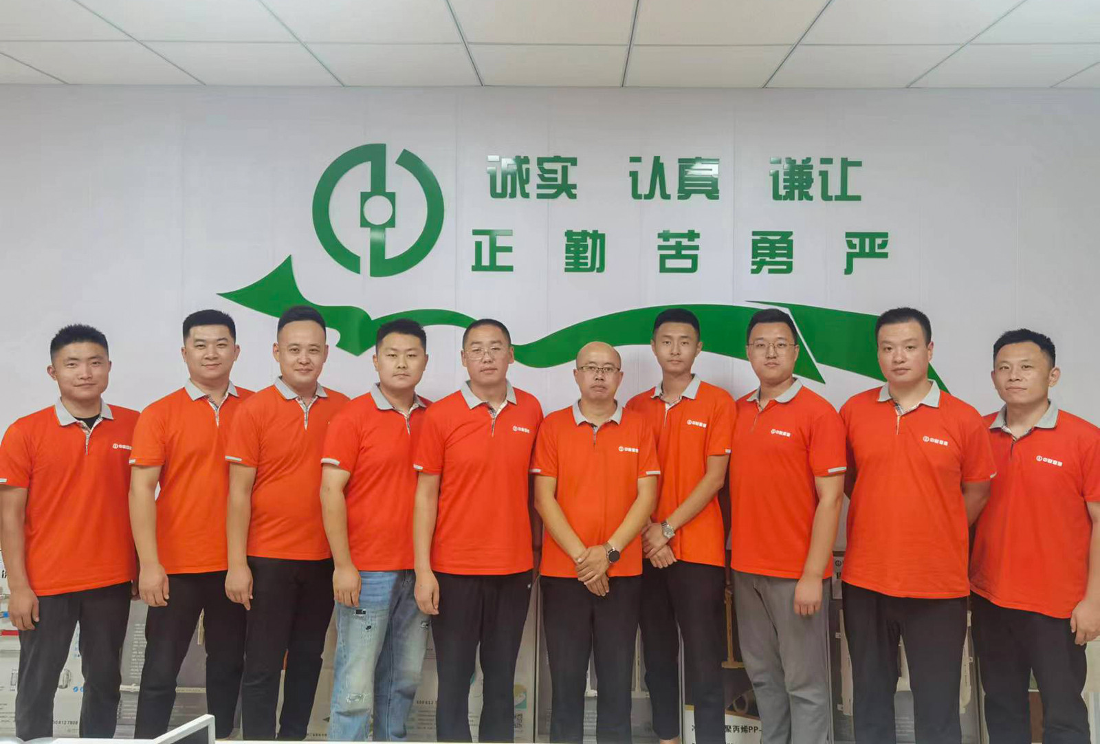 7682064fa69b43350b.jpg 7682064fa69b43350b.jpg