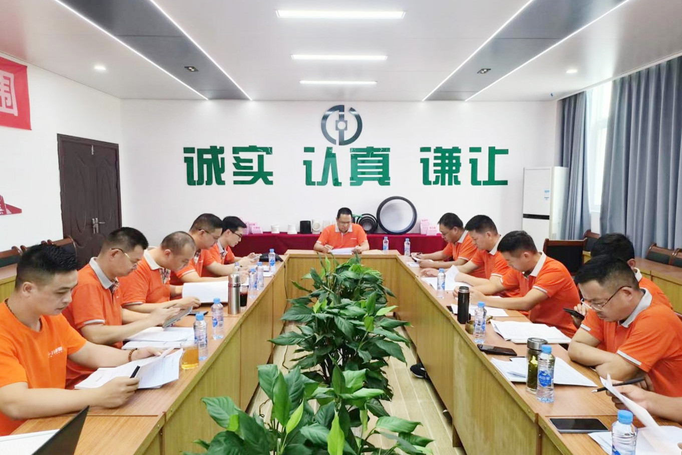 8742264fab6c921c00.jpg 8742264fab6c921c00.jpg