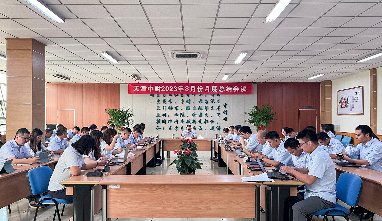 1238165016a8549c4d.jpg 1238165016a8549c4d.jpg