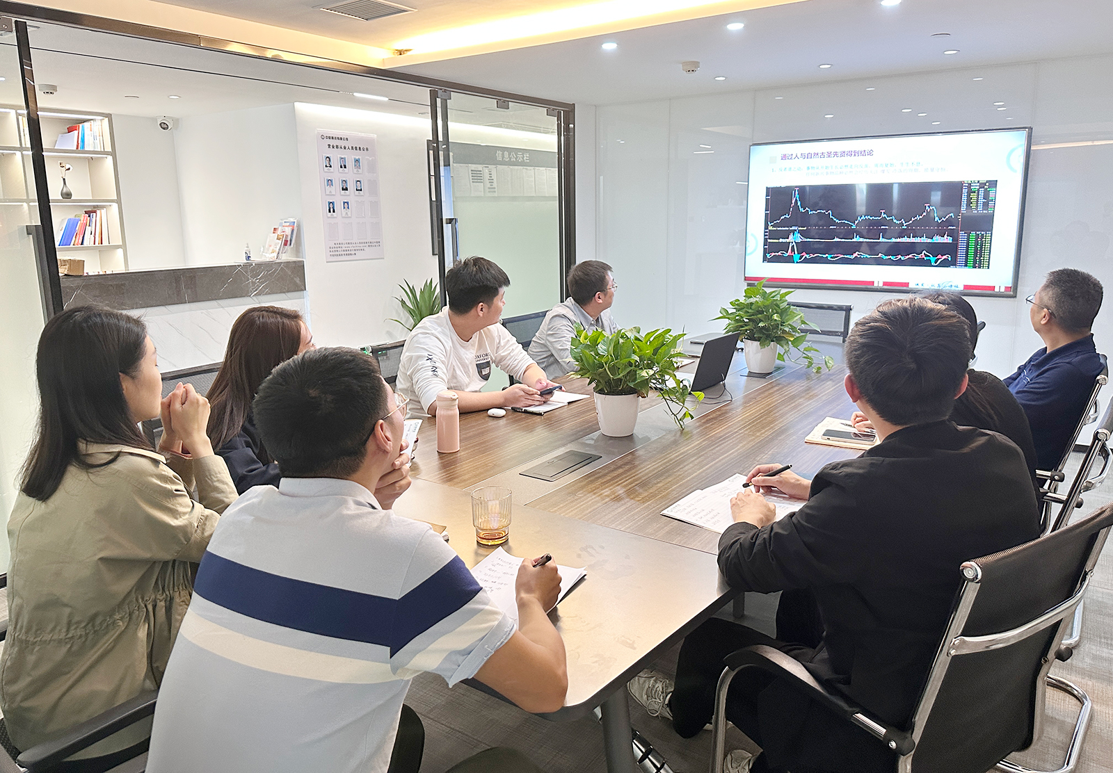 68570654afdc68e09a.jpg 68570654afdc68e09a.jpg