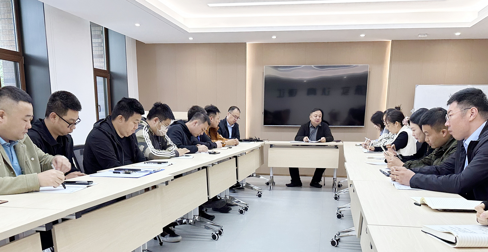 66600e1ef2c98.jpg 66600e1ef2c98.jpg