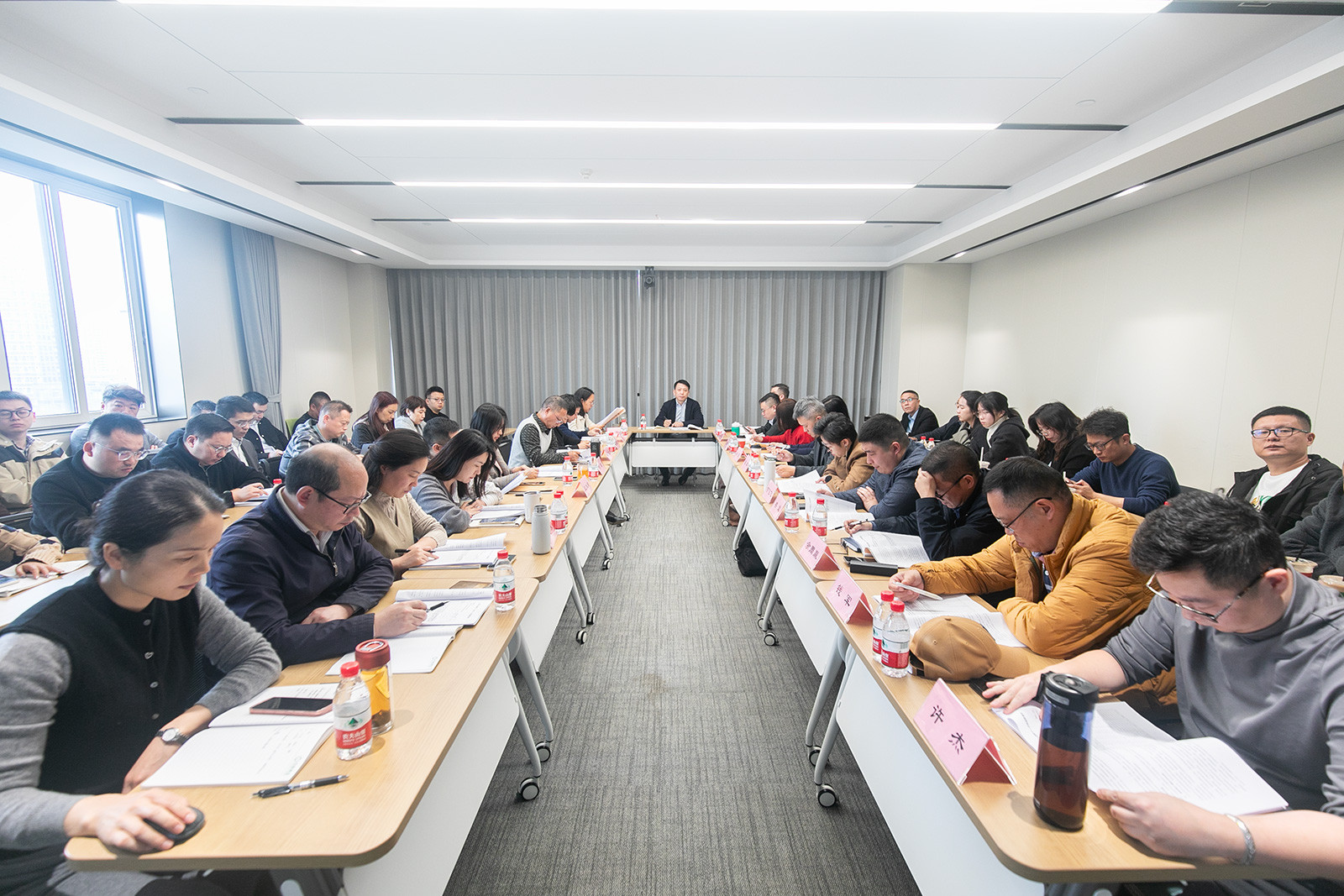 6746b31bed96e.jpg 6746b31bed96e.jpg