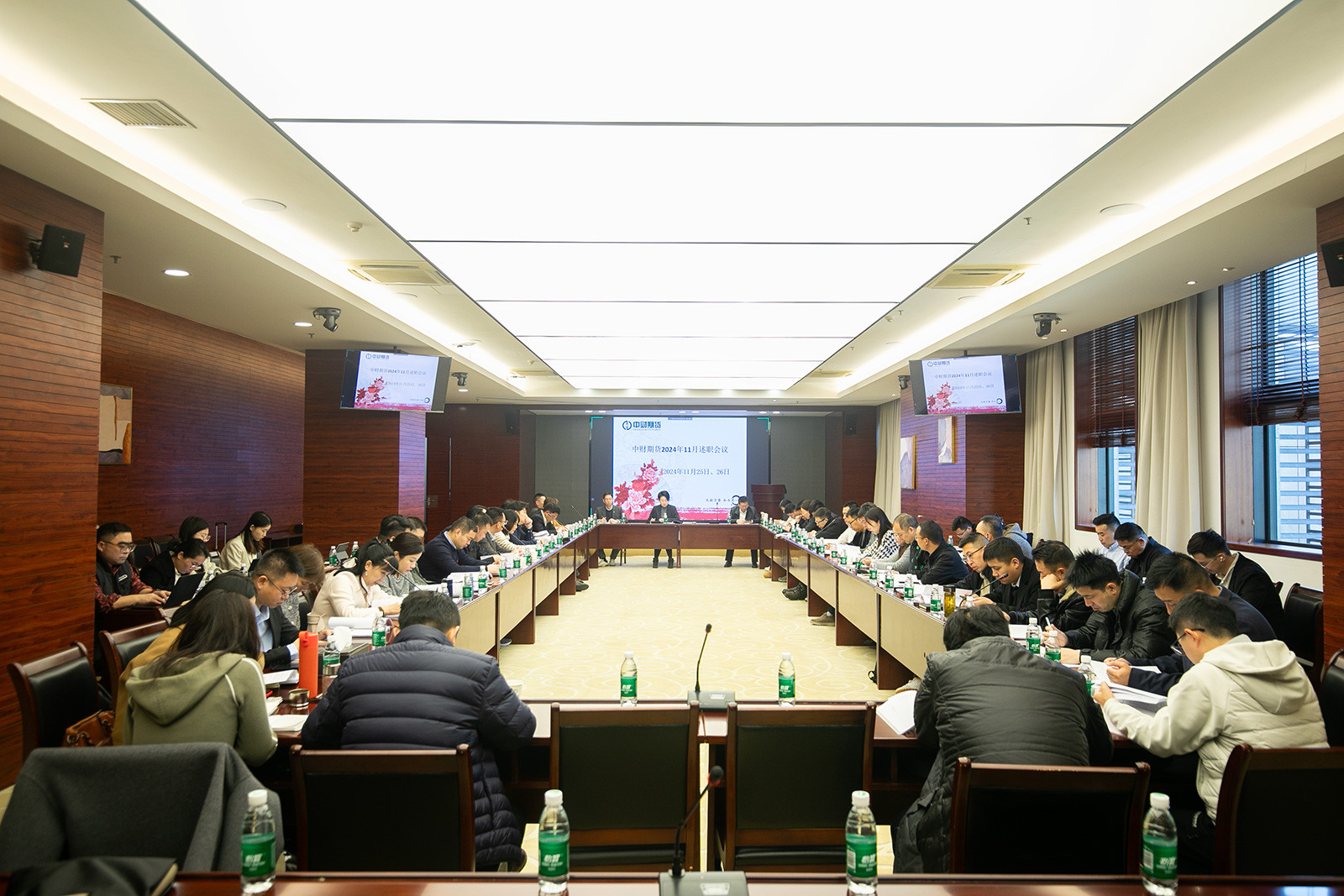 674802d48d879.jpg 674802d48d879.jpg