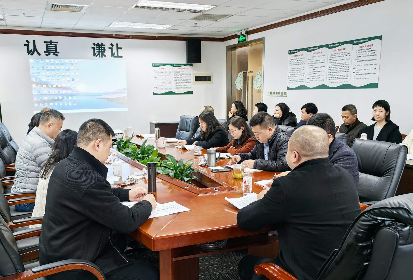 674ec9ddcf941.jpg 674ec9ddcf941.jpg