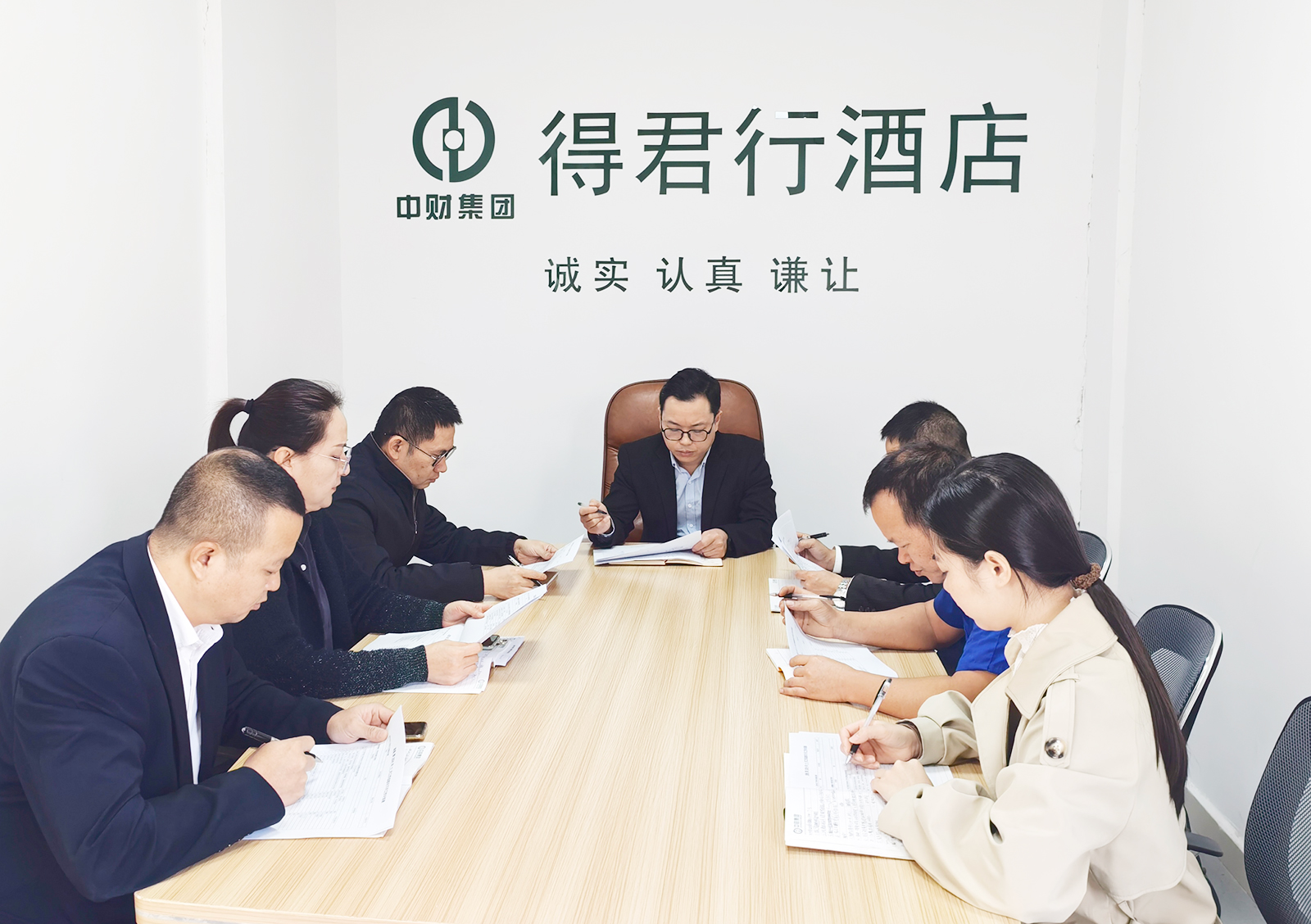 675bf543f20a3.jpg 675bf543f20a3.jpg