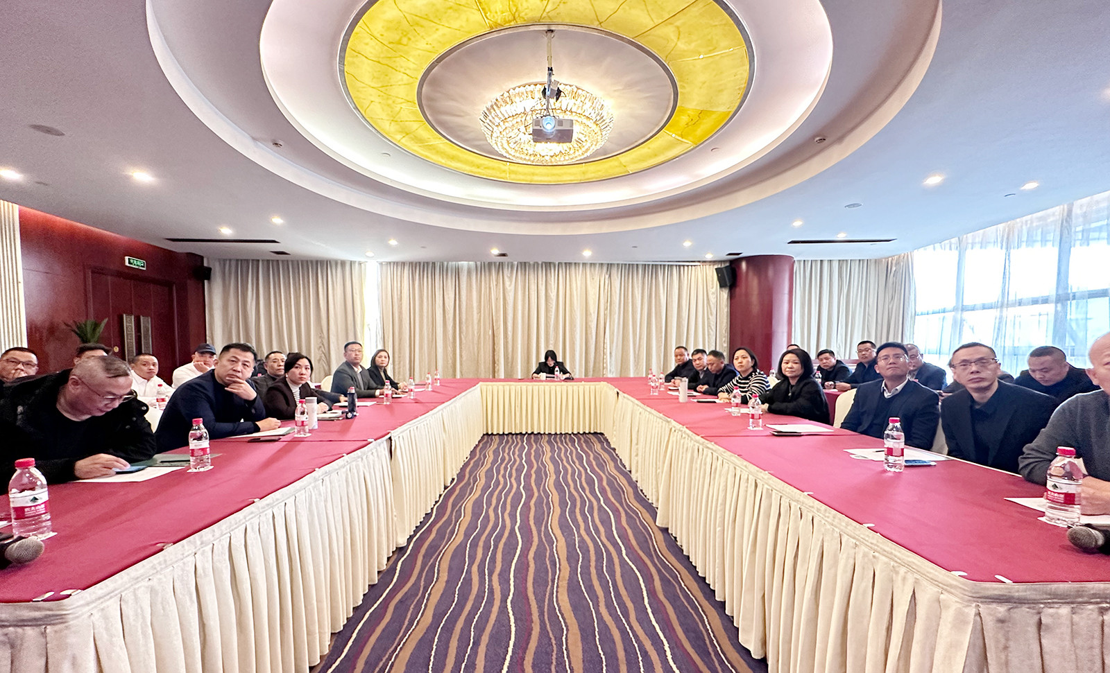 677f62a6d9a2f.jpg 677f62a6d9a2f.jpg