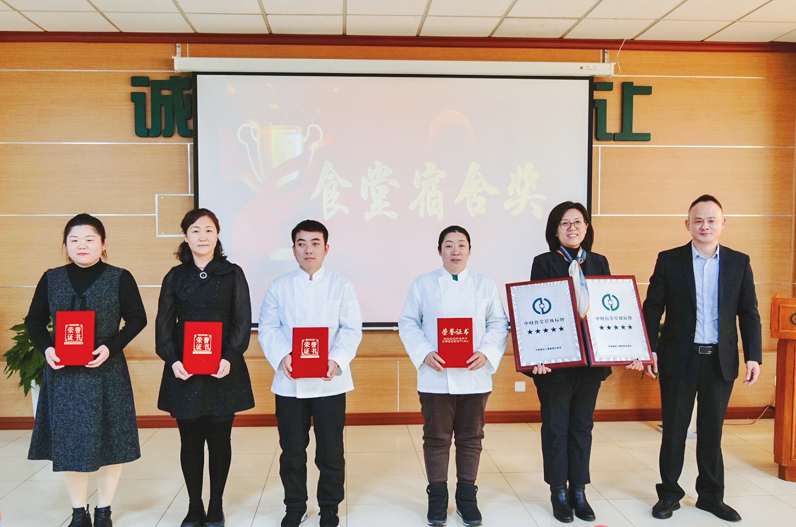 6791a7c26f212.jpg 6791a7c26f212.jpg