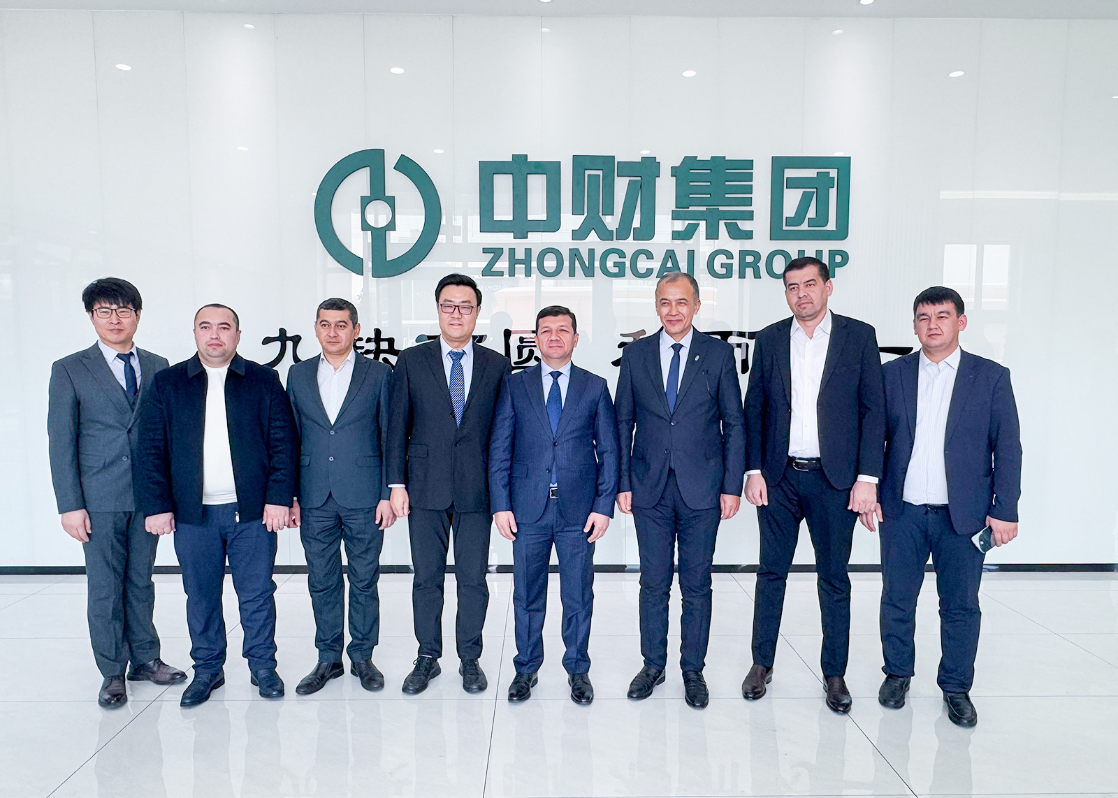 6791f90a63e9b.jpg 6791f90a63e9b.jpg