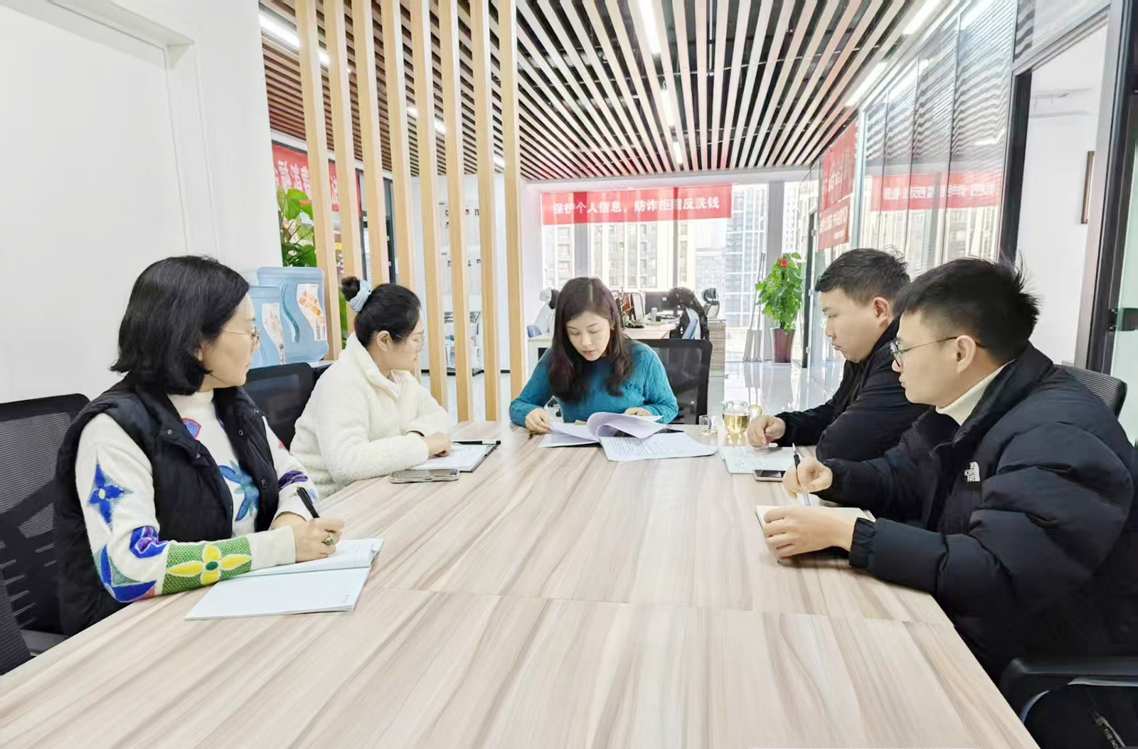 67a2cc60bae4d.jpg 67a2cc60bae4d.jpg