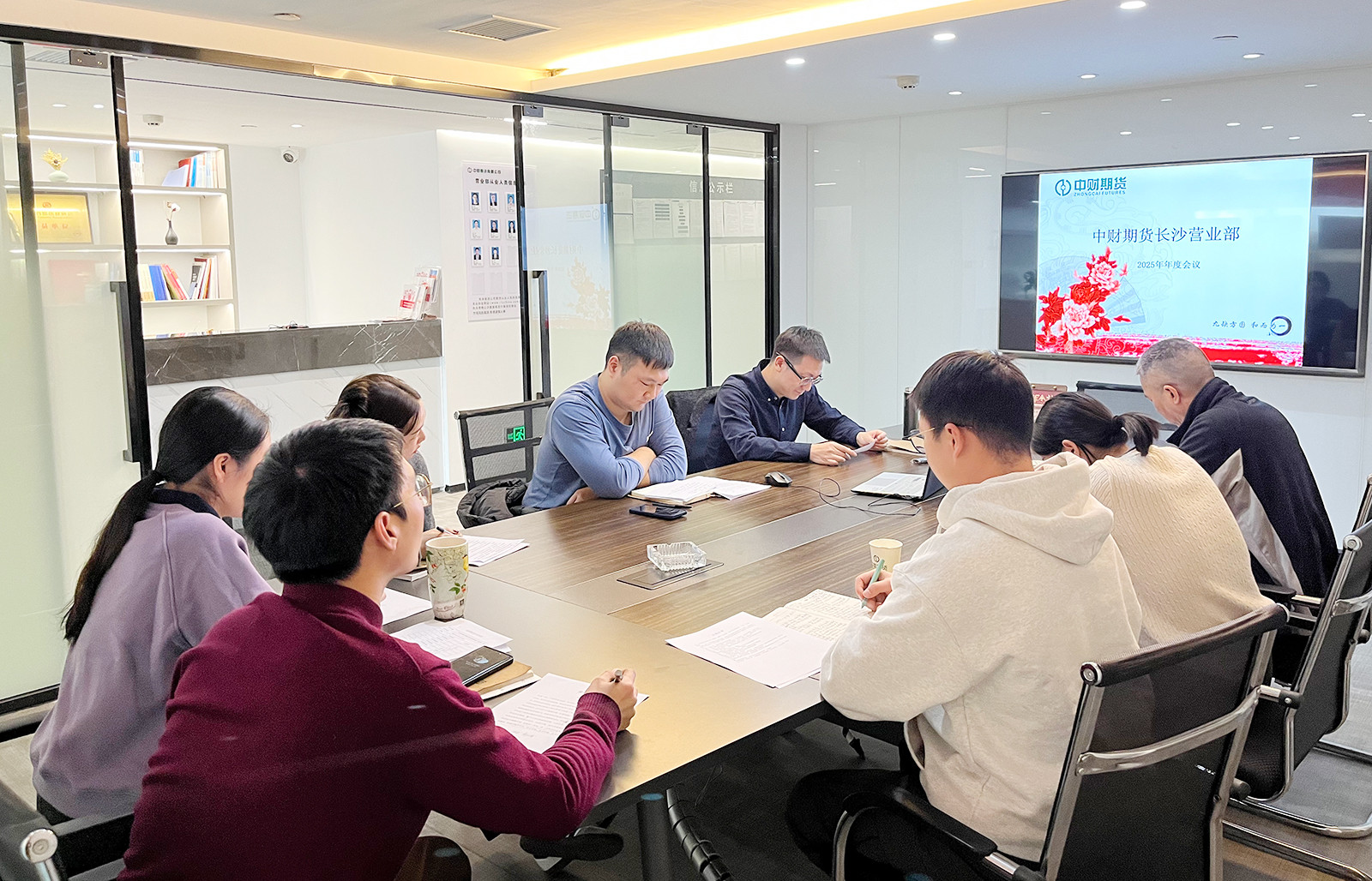 67a2cf5bb3d1c.jpg 67a2cf5bb3d1c.jpg