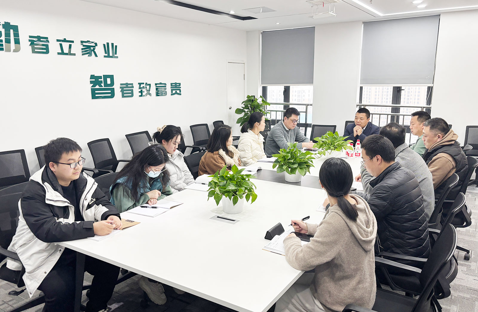 67bd10ec71bb4.jpg 67bd10ec71bb4.jpg