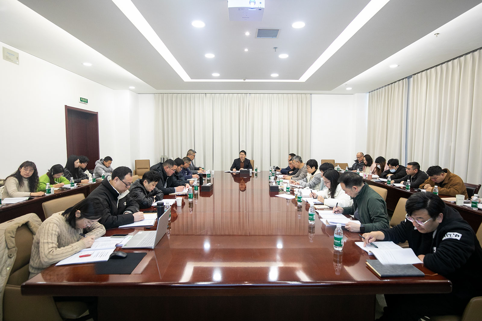 67c0232dd70bc.jpg 67c0232dd70bc.jpg