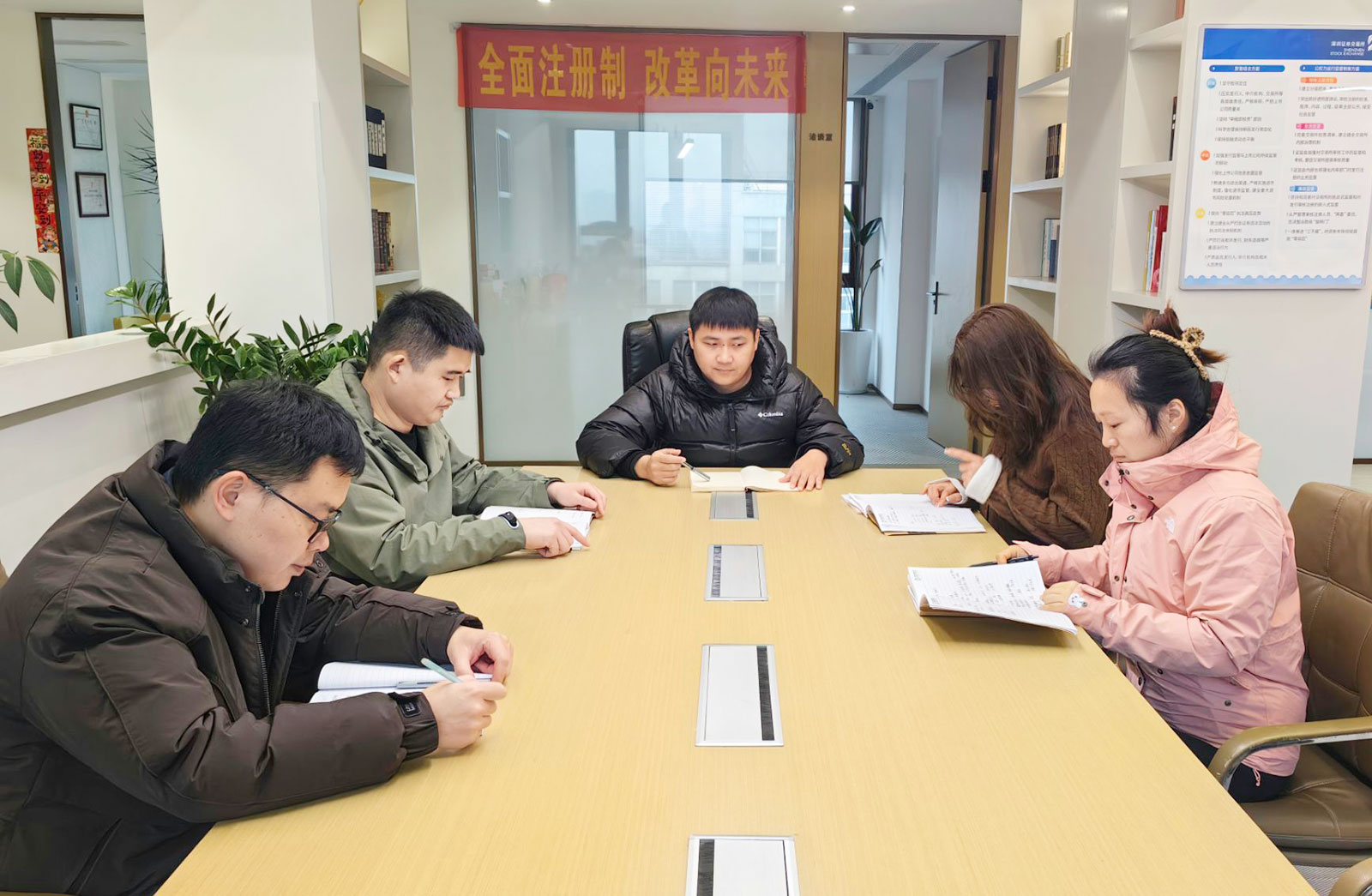 67c94c73e68ac.jpg 67c94c73e68ac.jpg