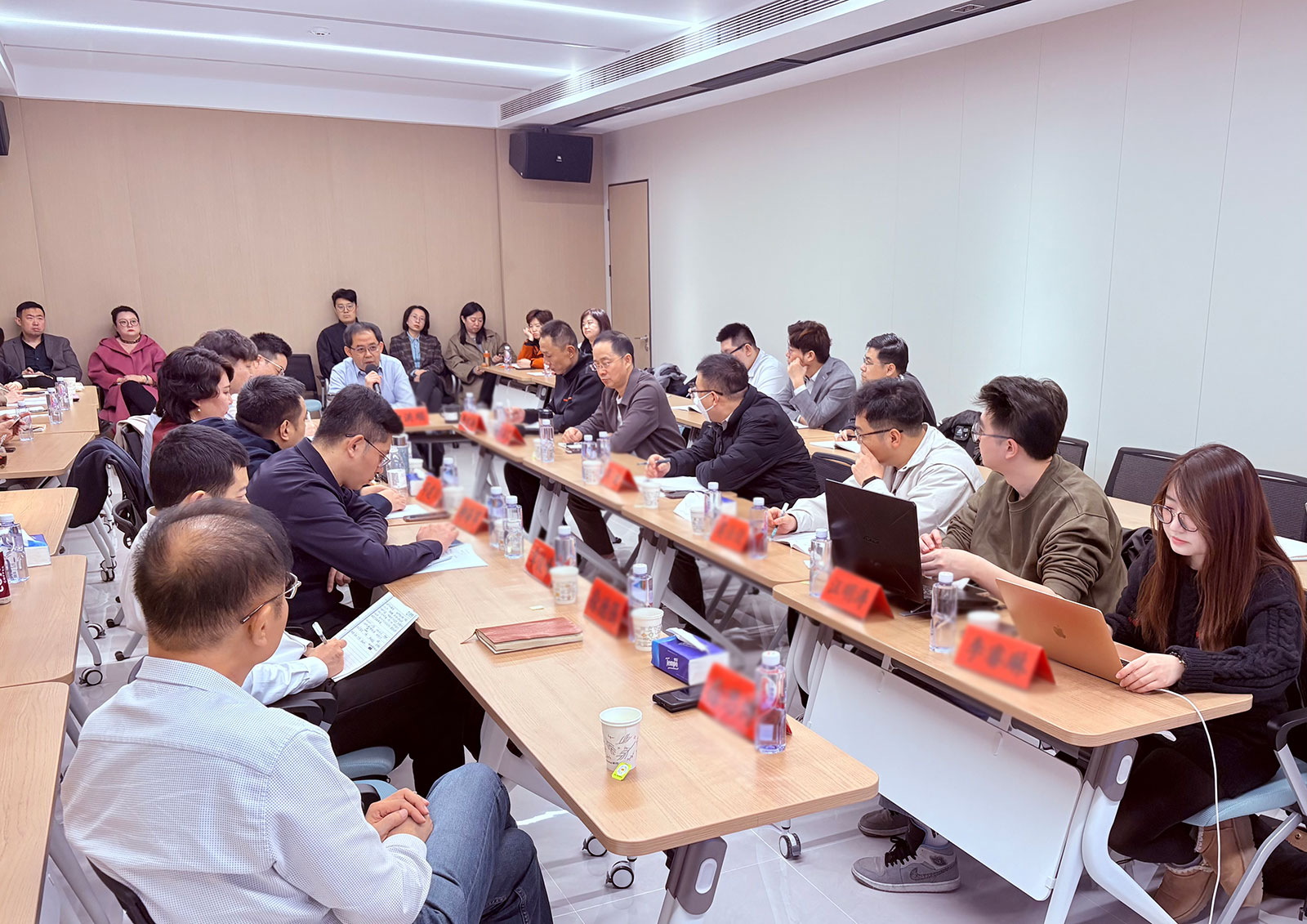 67d1351666356.jpg 67d1351666356.jpg