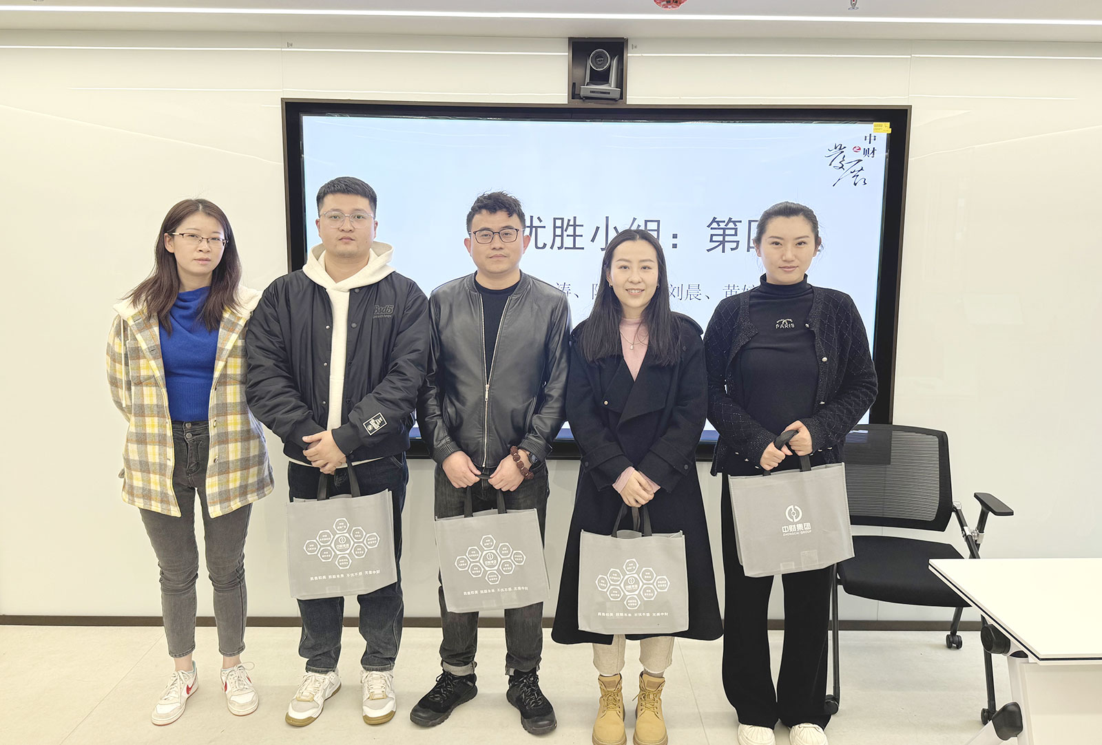 67d8dc8ea299f.jpg 67d8dc8ea299f.jpg