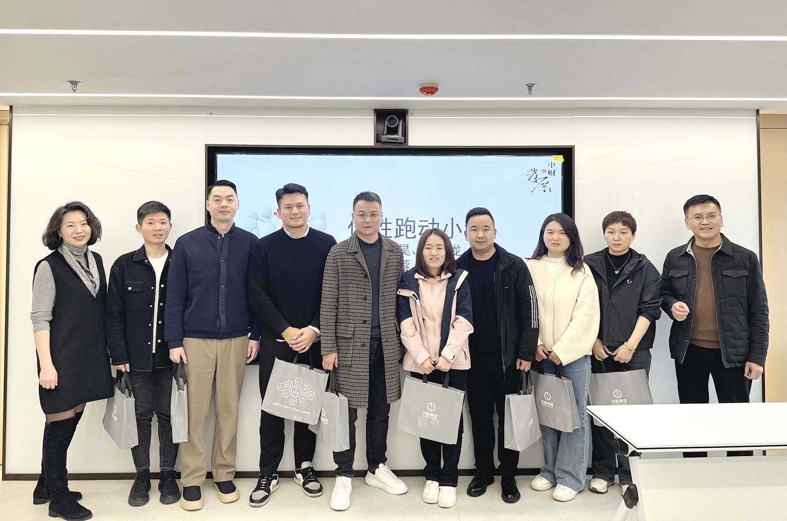 67d8dca396a3a.jpg 67d8dca396a3a.jpg