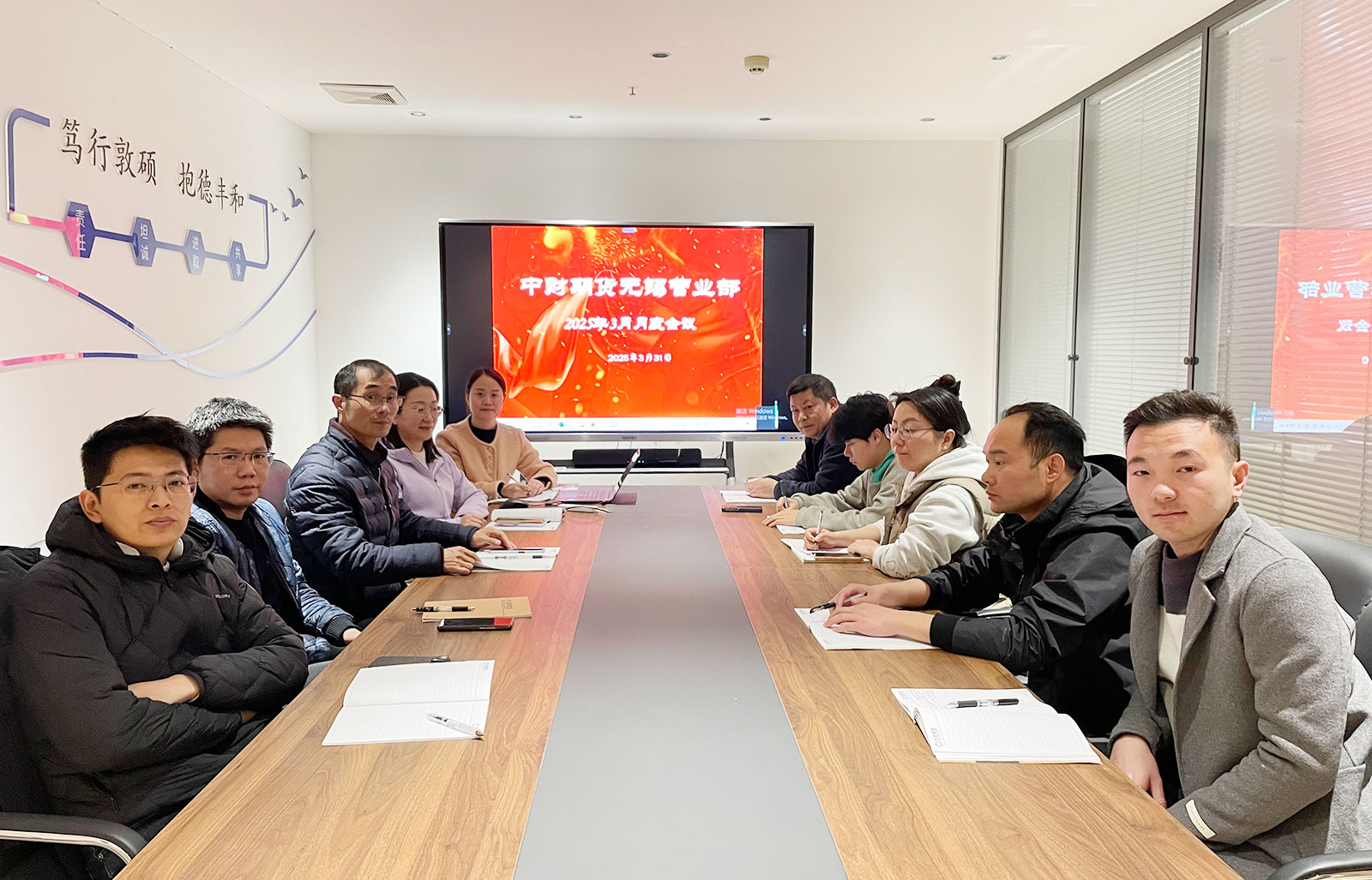 67ee2774f4215.jpg 67ee2774f4215.jpg