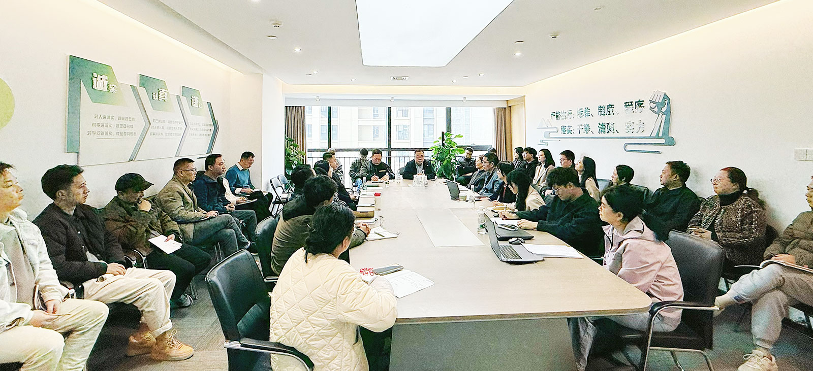 67f33031e820f.jpg 67f33031e820f.jpg