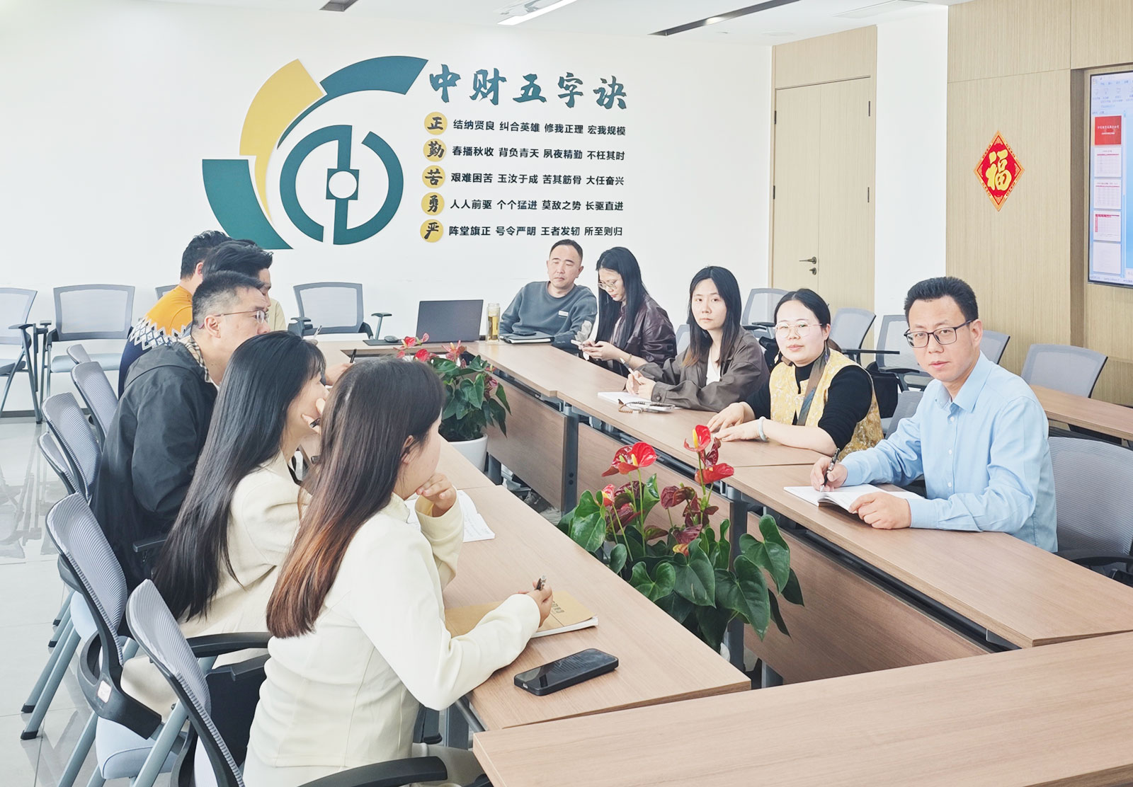 67f76bb948240.jpg 67f76bb948240.jpg