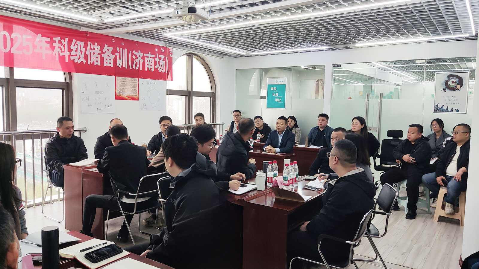 67fe0771e0f74.jpg 67fe0771e0f74.jpg