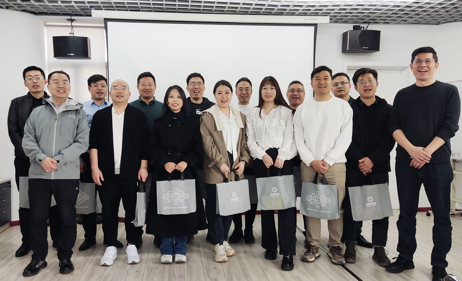 67fe079d34d90.jpg 67fe079d34d90.jpg