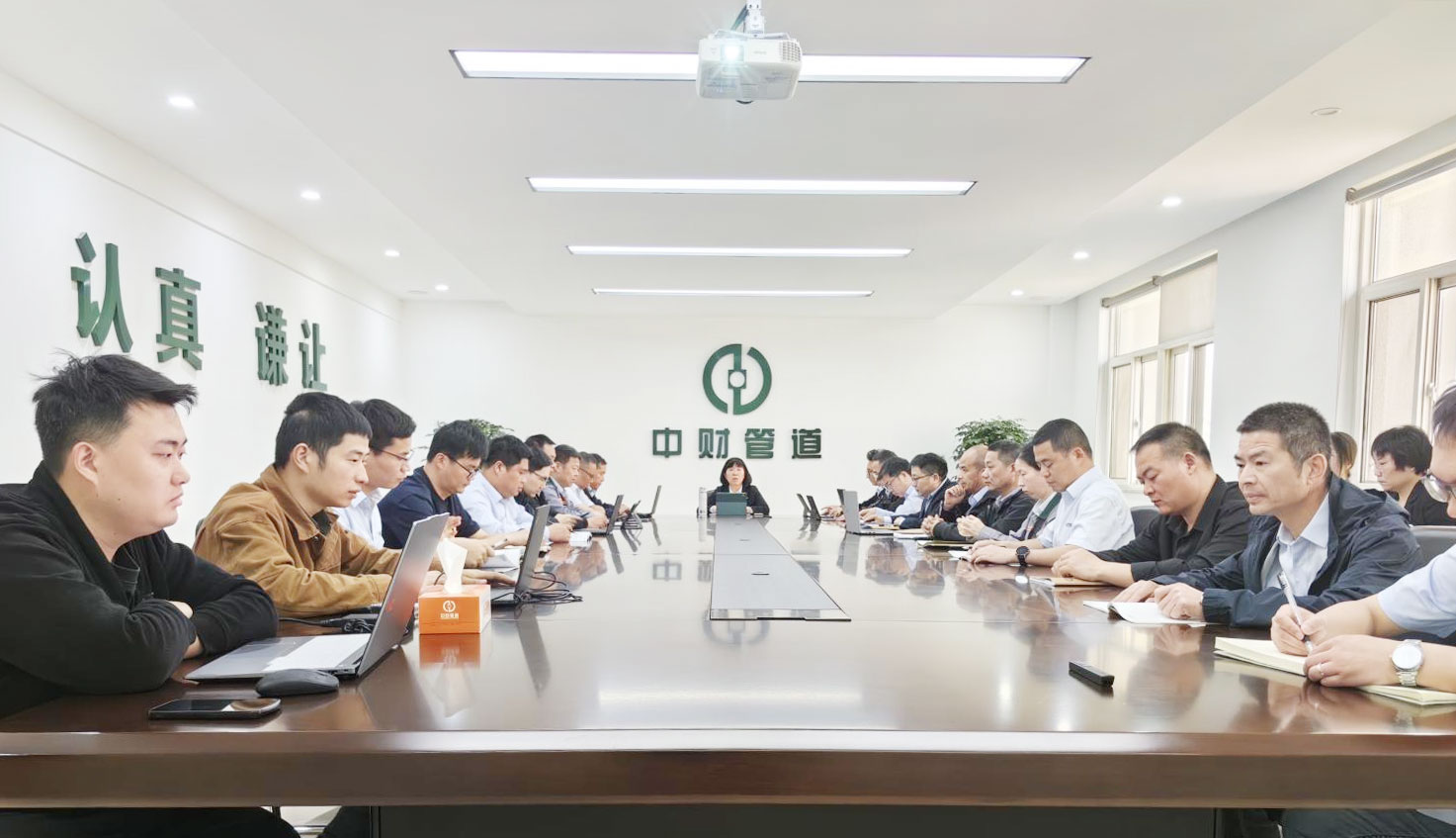 67fe1f49653f6.jpg 67fe1f49653f6.jpg