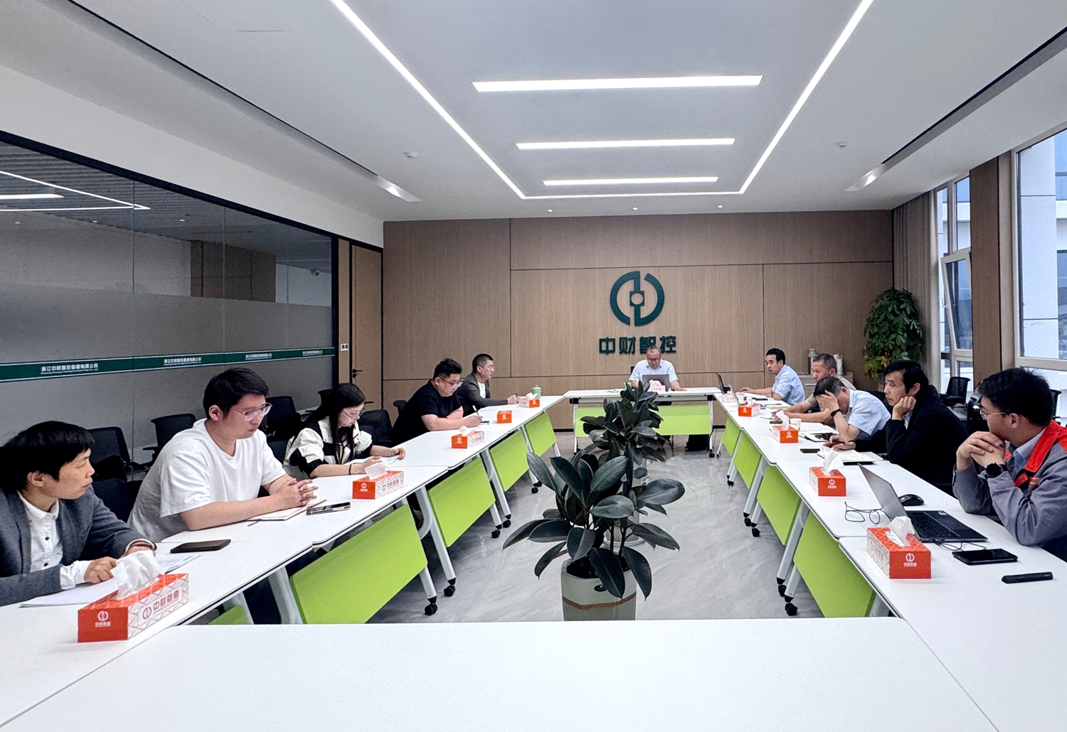 67ff26c22d7e8.jpg 67ff26c22d7e8.jpg