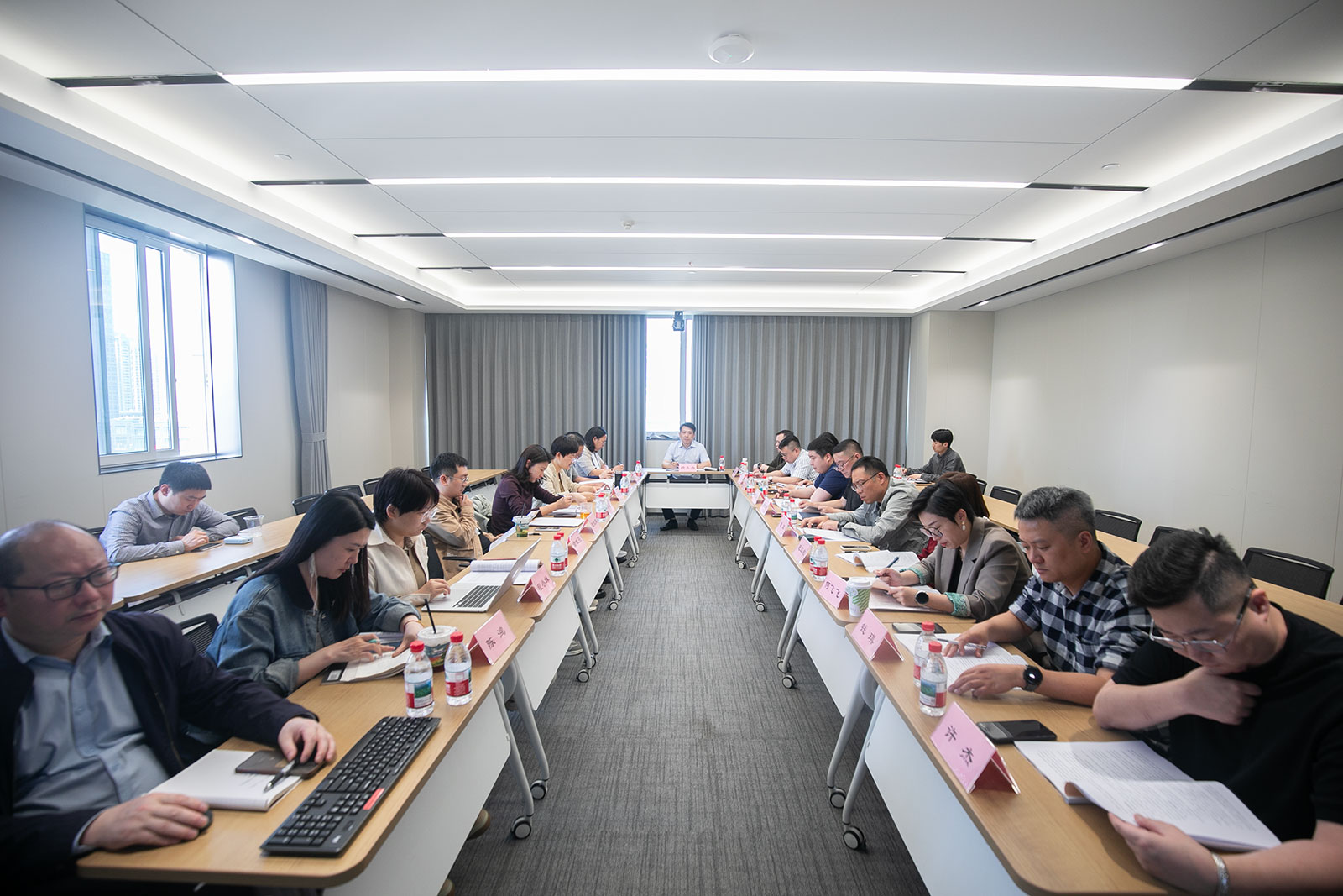 680de8b5cadb5.jpg 680de8b5cadb5.jpg