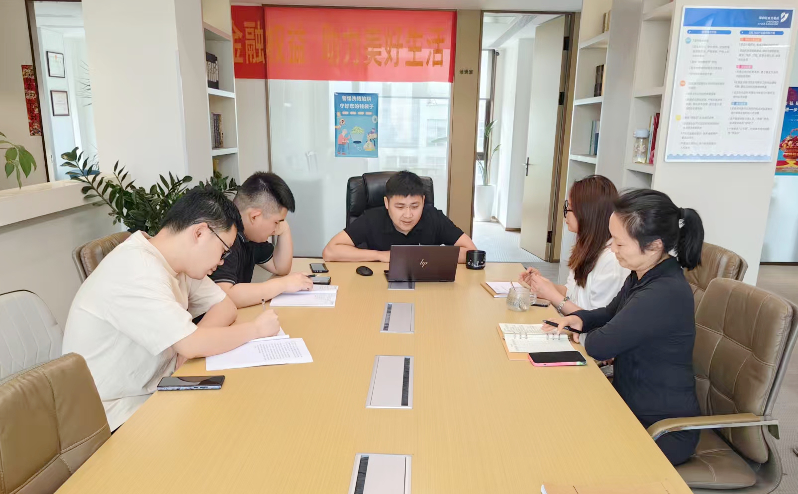 6811d239ad546.jpg 6811d239ad546.jpg