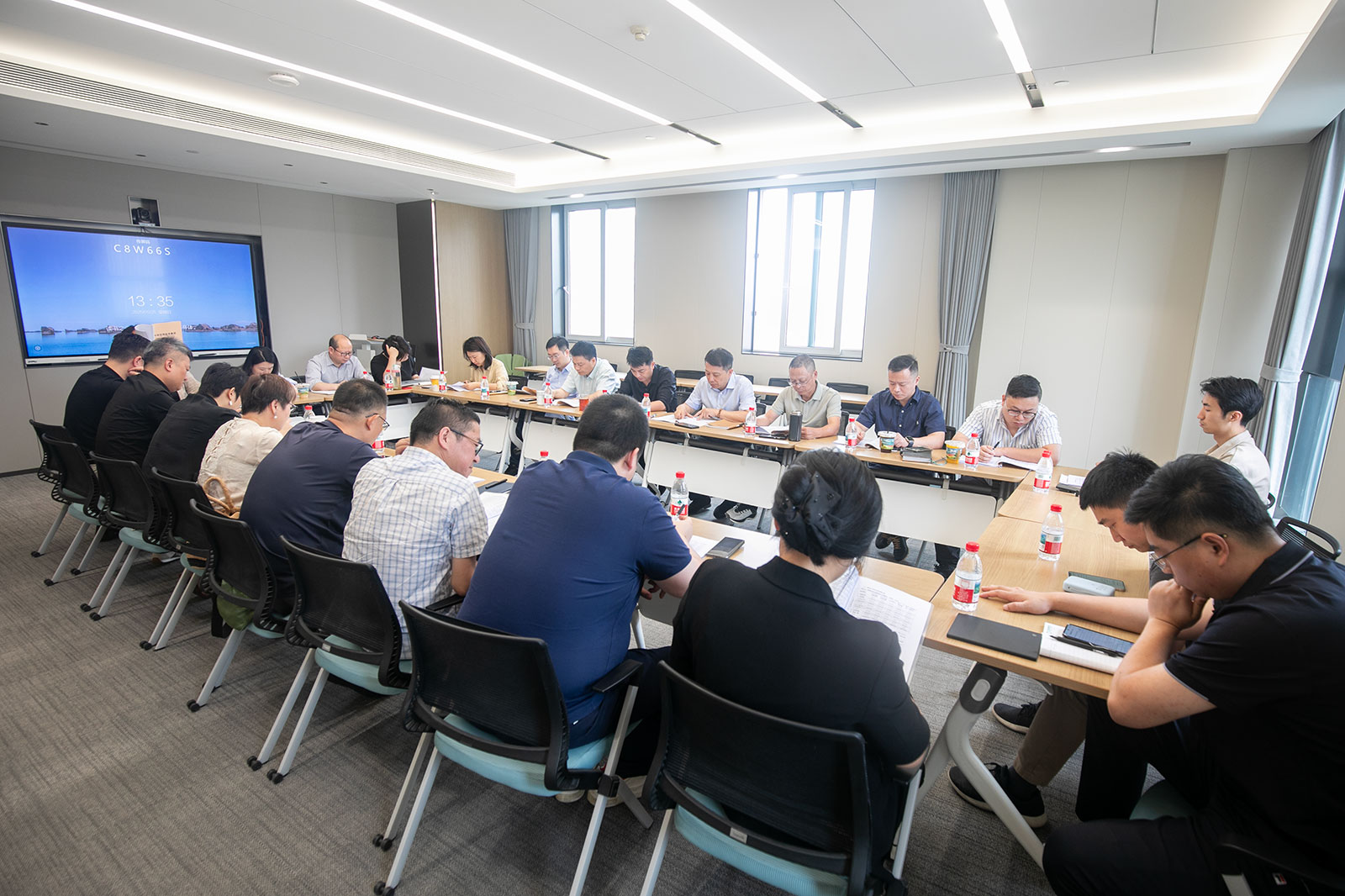 68356098c01e0.jpg 68356098c01e0.jpg