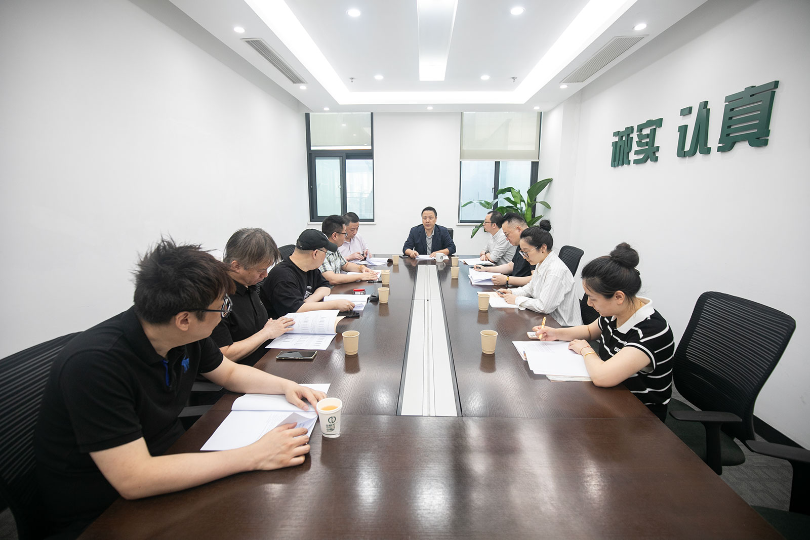 68357b6c9e07f.jpg 68357b6c9e07f.jpg